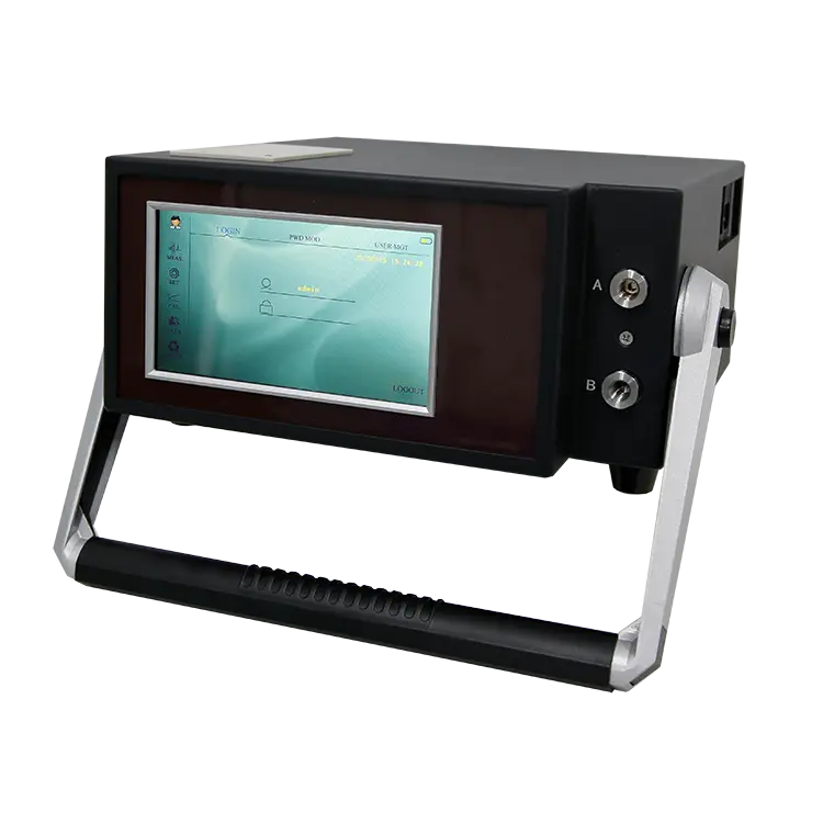 Kädessä pidettävä öljyhiukkaslaskuri